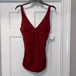 Amazon Chic Burgundy swim top size medium